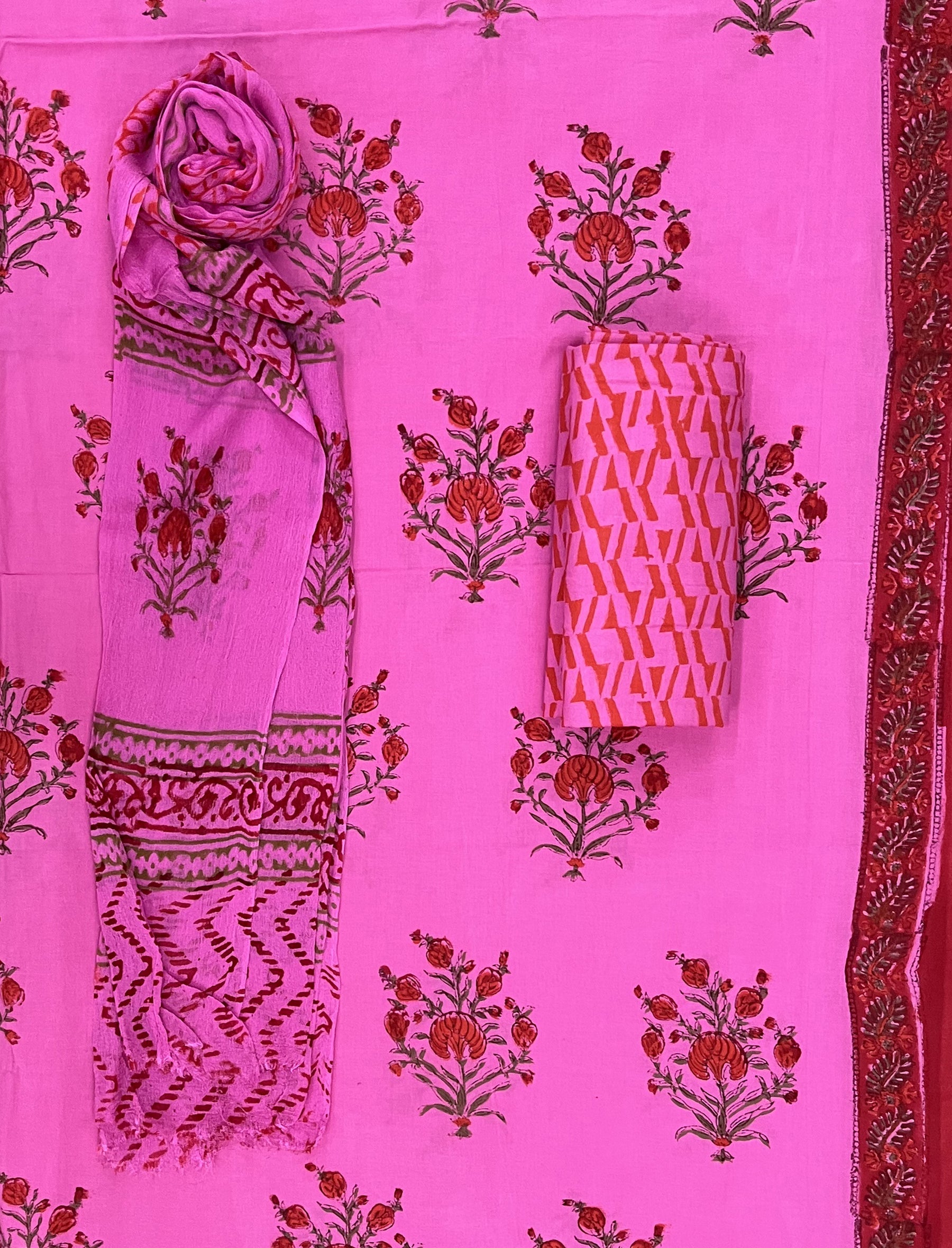 Block Printed Unstitched Dress Material With Chiffon Dupatta