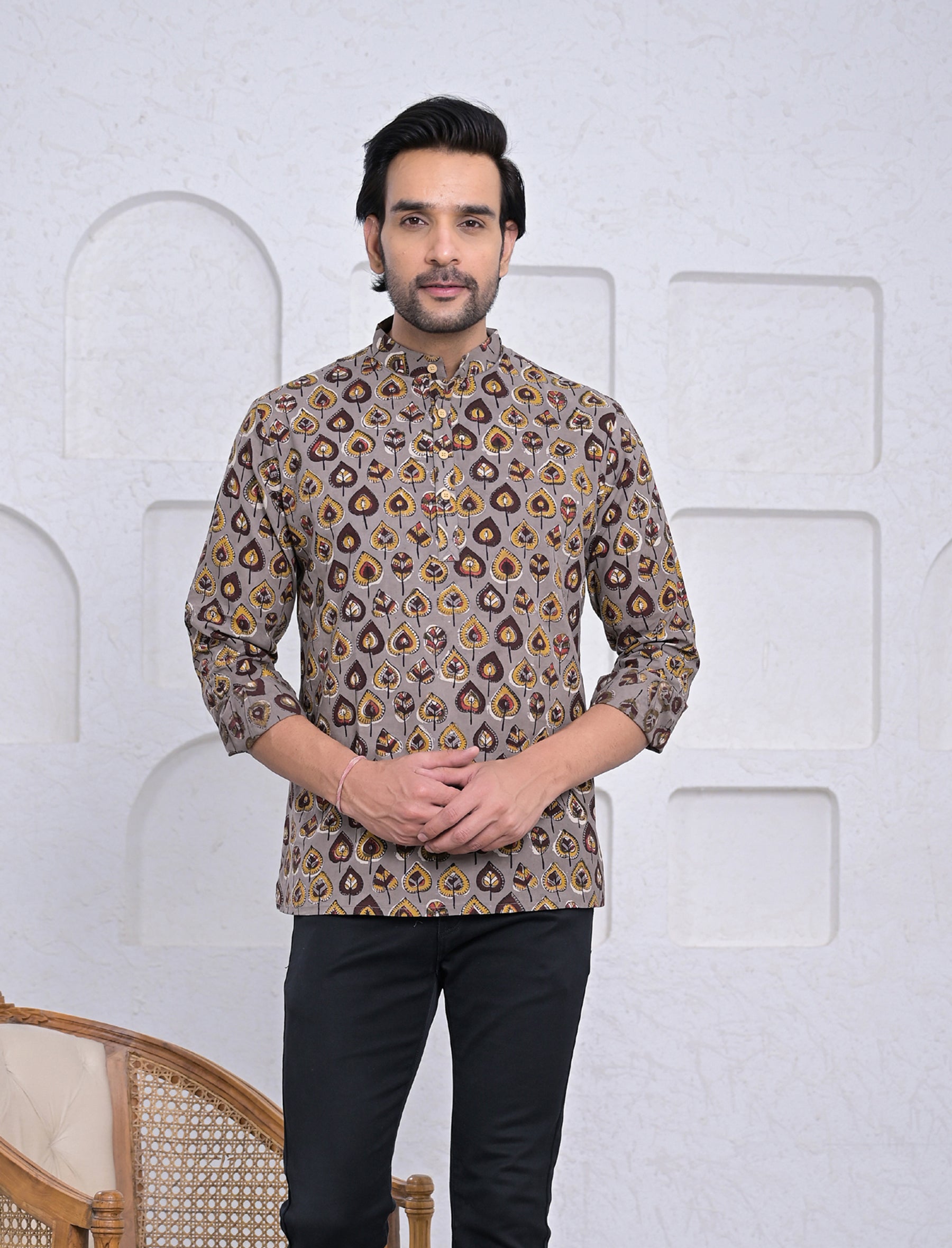 Cotton Printed Full Sleeves Short Kurta For Men