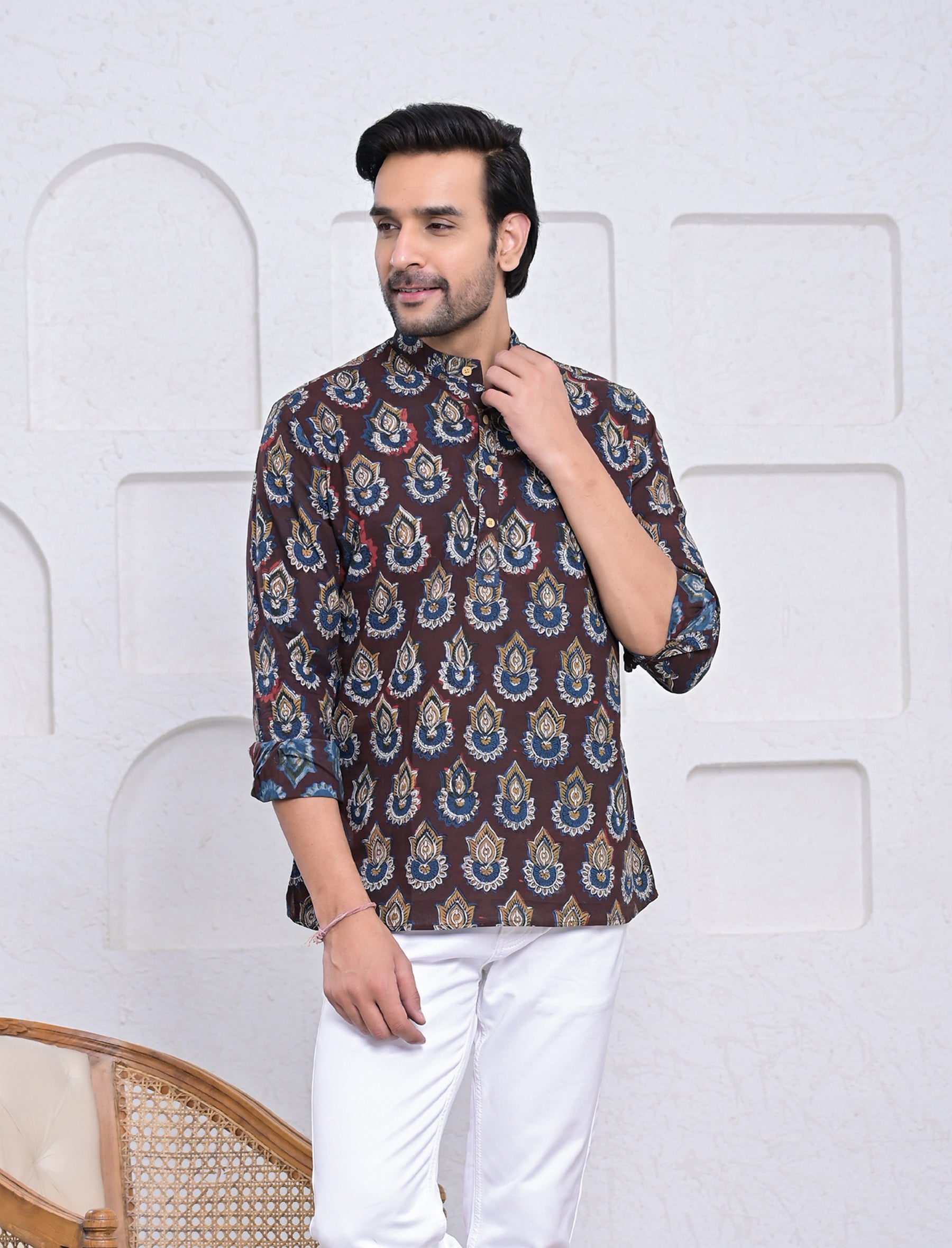 Cotton Printed Full Sleeves Short Kurta For Men