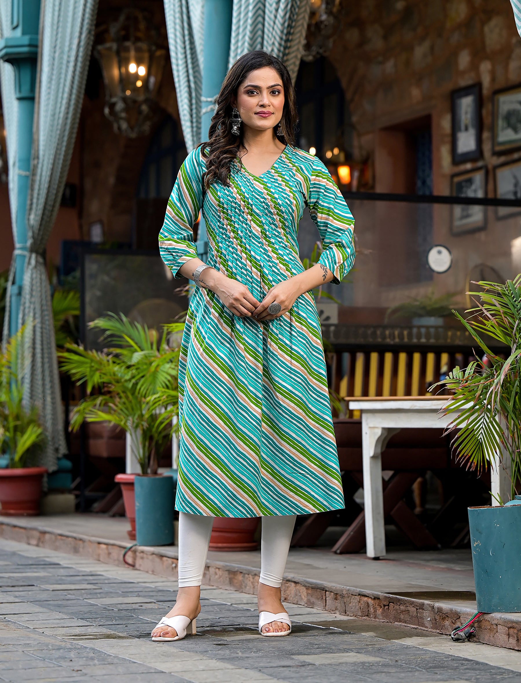 Green Cotton Lehariya Straight Kurti