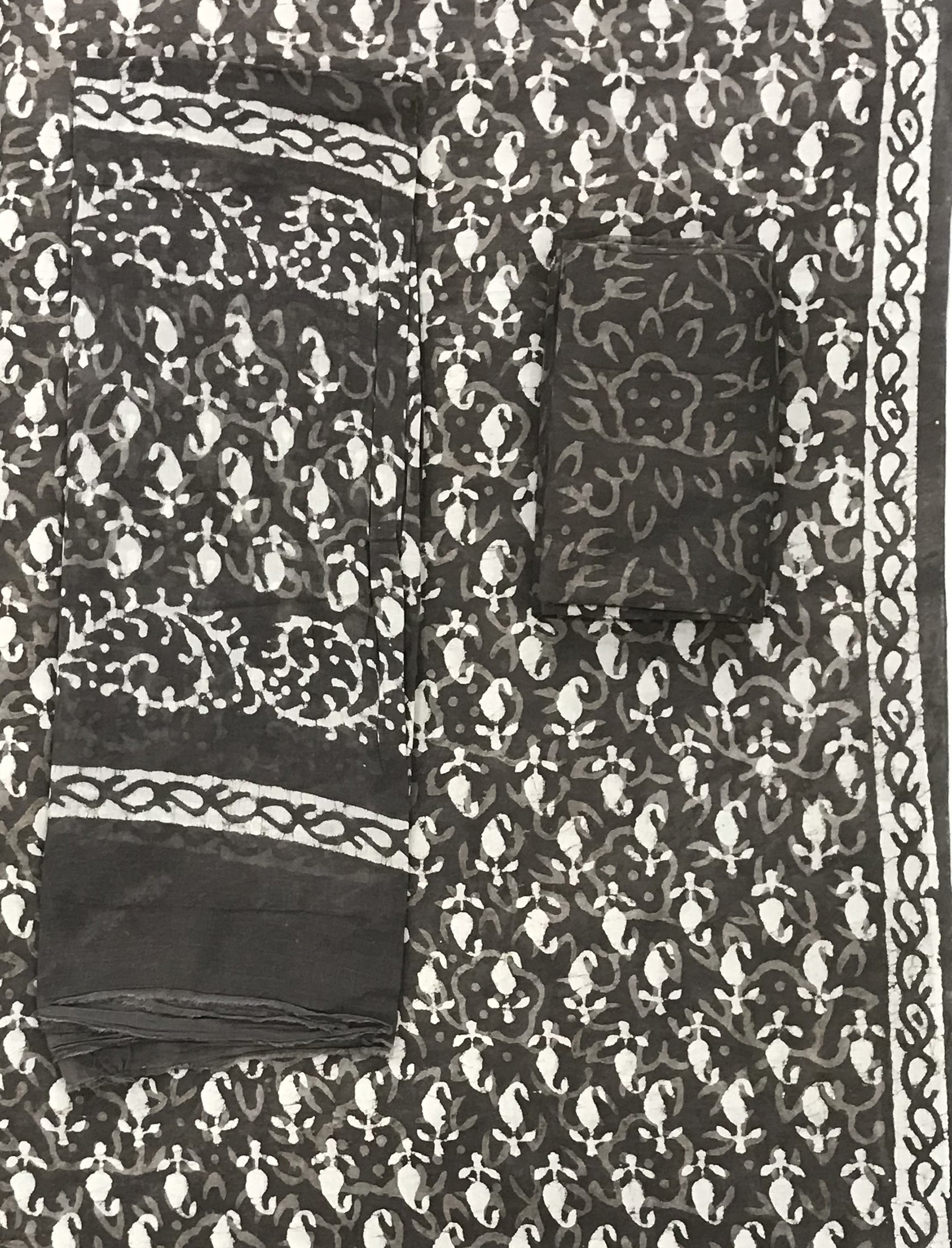 Block Printed Unstitched Dress Material With Cotton Dupatta